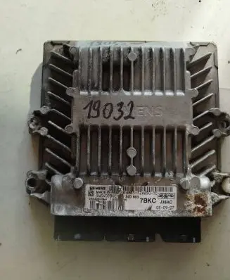 Ford Focus C-MAX Engine control unit/module ECU 6M5112A650TC