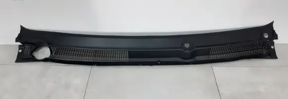 Dacia Sandero III Wiper trim 668114109R