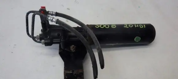 Peugeot 3008 I Air suspension compressor/pump 