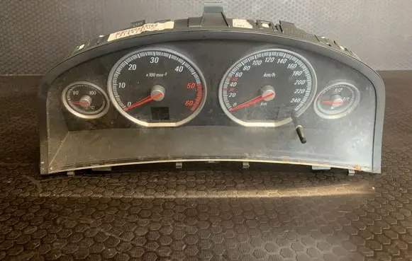 Opel Vectra C Speedometer (instrument cluster) 13144741UZ