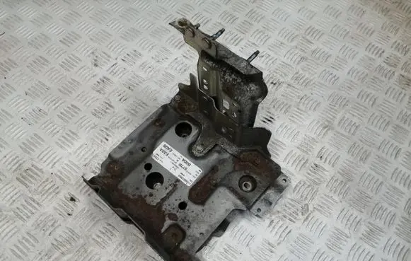 Renault Kadjar Battery bracket 