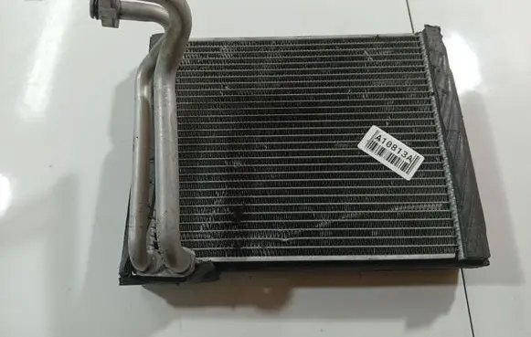 Suzuki Swift I A/C cooling radiator (condenser) 