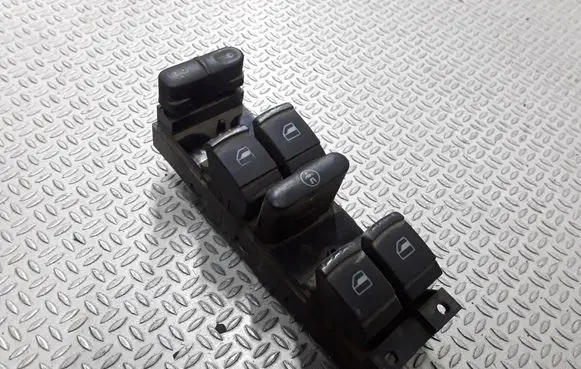 Volkswagen Golf IV Electric window control switch 1J4959857