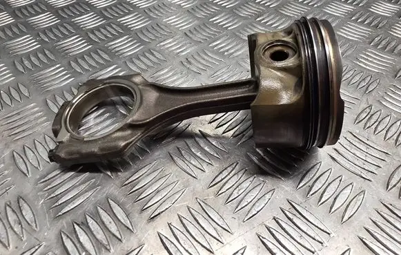 BMW 5 F10 F11 Piston with connecting rod 11257613626 7843237 7613626