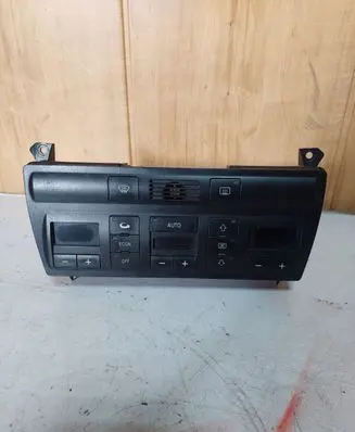 Audi A6 S6 C5 4B Climate control unit 4B0820043F 5HB00760400 D550000