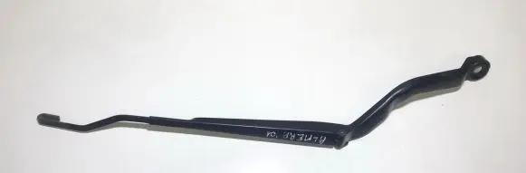 Nissan Almera N16 Front wiper blade arm 28881bm401