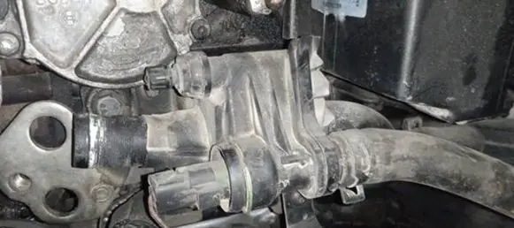 Peugeot 308 Engine coolant pipe/hose