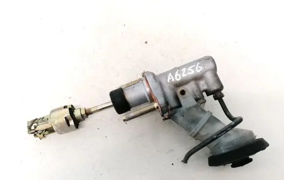 Toyota Corolla E110 Clutch master cylinder