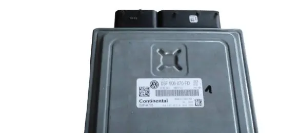 Volkswagen Polo V 6R Engine control unit/module 03F906070FD