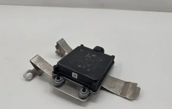 Distronic sensor radar