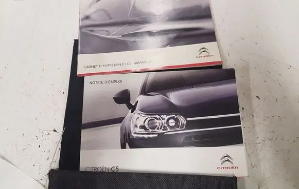 Citroen C5 Owners service history hand book