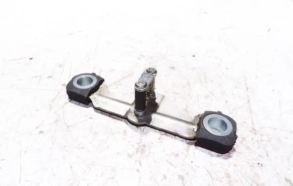 Audi A3 S3 A3 Sportback 8P Loading door lock loop/hook striker 8P4827507A