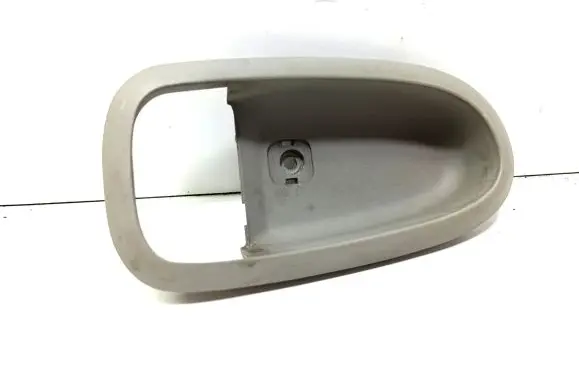 Hyundai Trajet Other rear door trim element 826113A000