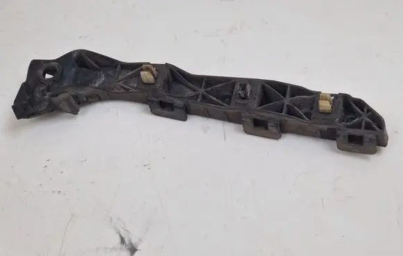 Hyundai i40 Front bumper mounting bracket 865153Z000
