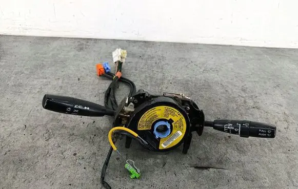 KIA Carens I Wiper turn signal indicator stalk/switch