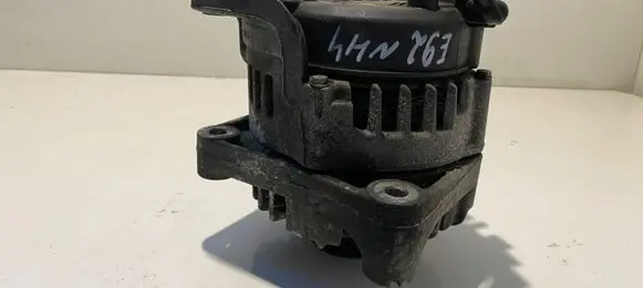 BMW 3 E92 E93 Generator/alternator 7802261 408072021
