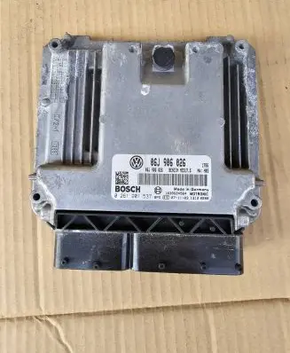 Volkswagen PASSAT B6 Engine control unit/module 06J906026 0261201537
