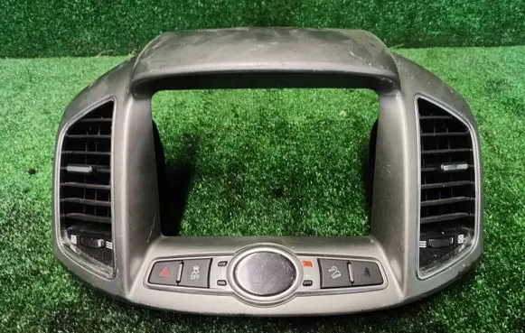 Chevrolet Captiva Panel trim