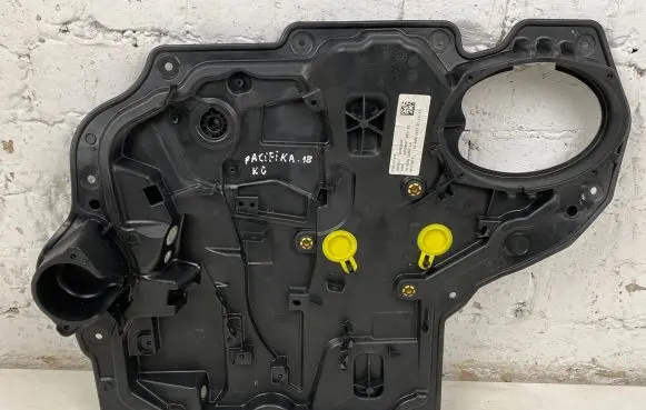 Chrysler Pacifica Sliding door electric window regulator 3040966 01082693 03N0V2017