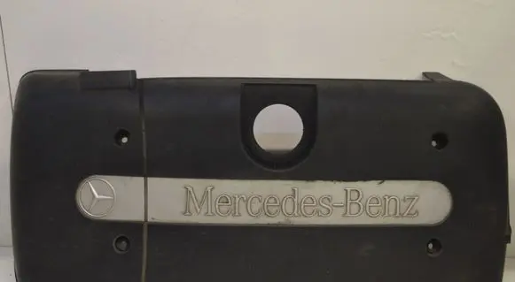 Mercedes-Benz E W210 Engine cover (trim) A6120100667