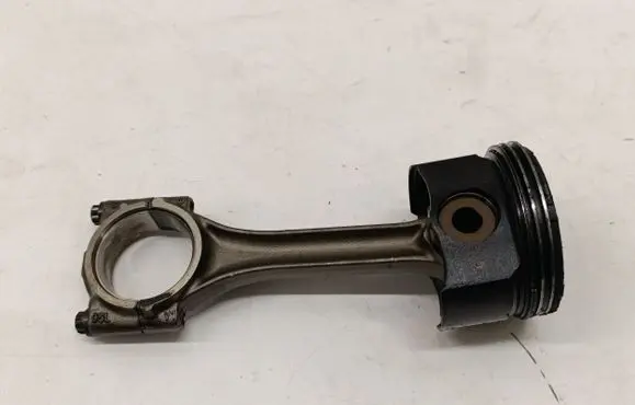 Audi A3 8Y Piston with connecting rod