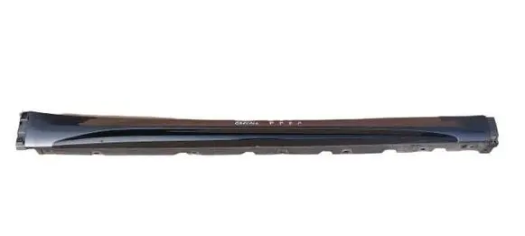 Maserati Grecale Foot area side trim 670195181