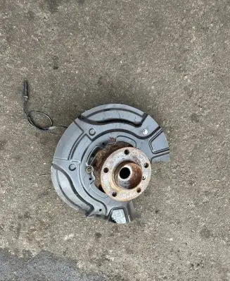 BMW X3 F25 Rear wheel hub