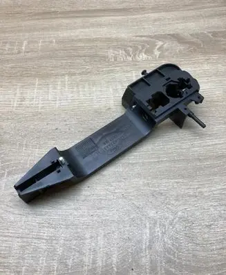 Ford Fiesta Front door exterior handle/bracket 2S61A224A37AL 6N29F224A37AB