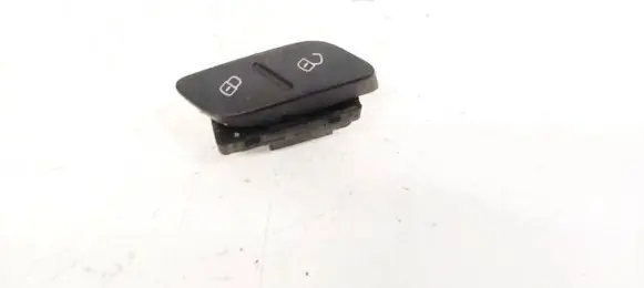 Volkswagen Jetta V Central locking switch button 5C6962125B