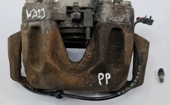 Mercedes-Benz E W212 Front brake caliper