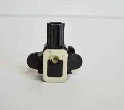 Audi A6 S6 C6 4F Airbag deployment crash/impact sensor 4F0955557B