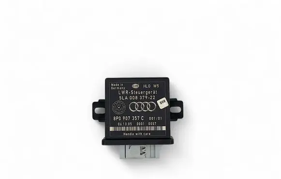 Audi A6 S6 C6 4F Light module LCM 5LA00837922 8P0907357C