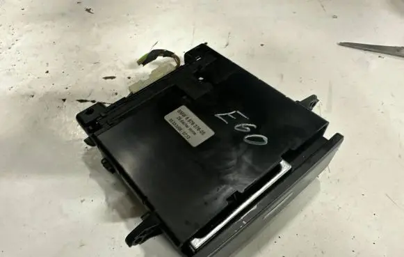 BMW 5 E60 E61 Car ashtray 6976376 03032008