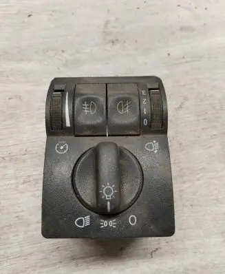 Opel Zafira B Light switch