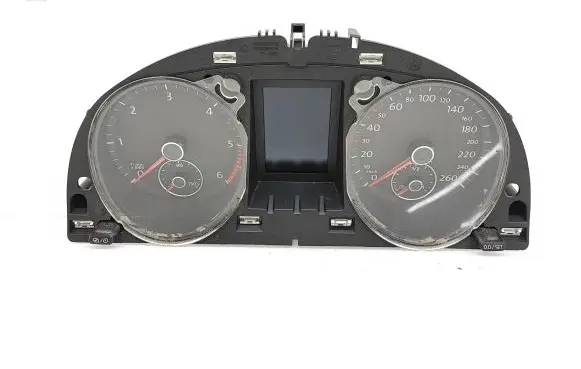Volkswagen PASSAT B7 Speedometer (instrument cluster) 3AA920870P