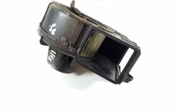 Mercedes-Benz Vito Viano W639 A/C air flow flap actuator/motor A0008358004