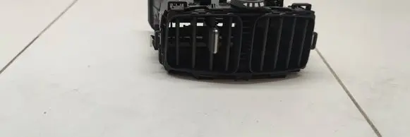 Citroen C5 Aircross Dash center air vent grill 9817118477
