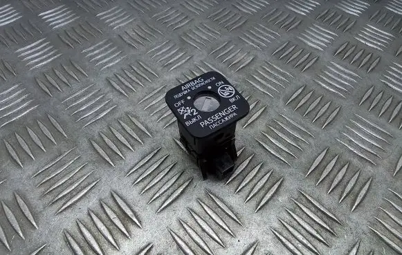 Lexus ES 250 - 300 - 330 Passenger airbag on/off switch 