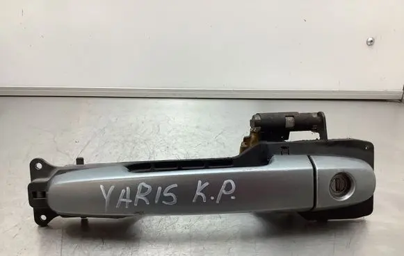 Toyota Yaris Front door exterior handle 