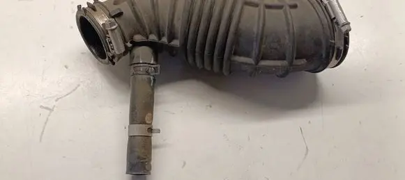 KIA Sorento Turbo air intake inlet pipe/hose 28130C5300