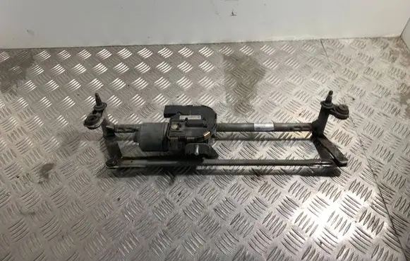 Skoda Octavia Mk2 (1Z) Front wiper linkage and motor 5K1955023
