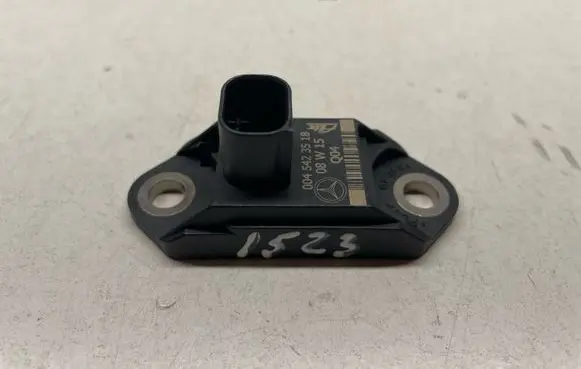 Mercedes-Benz SL R230 Acceleration sensor A0045423518 0045423518
