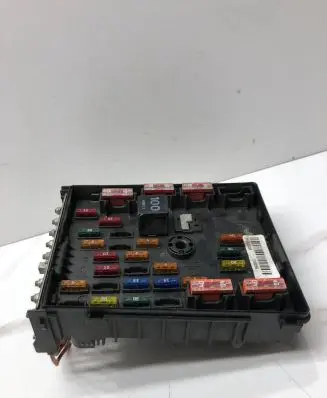 Volkswagen PASSAT B6 Fuse box set 3C0937125 63592777