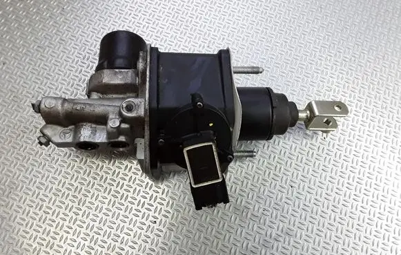 Master brake cylinder