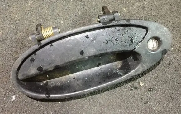 Mitsubishi Lancer Front door exterior handle mb819551