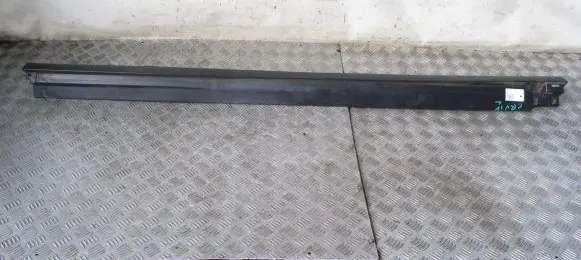 Honda CR-V Side skirt front trim 71850TOGA