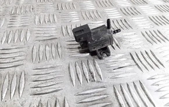 Opel Astra H Valve vacuum 8972882491