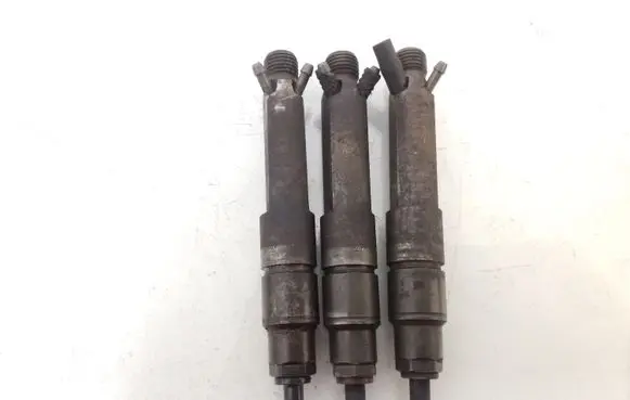 Audi A3 S3 8L Fuel injector 038130201G