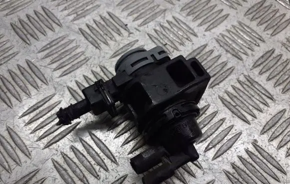 Renault Laguna III Valve vacuum 8200575400