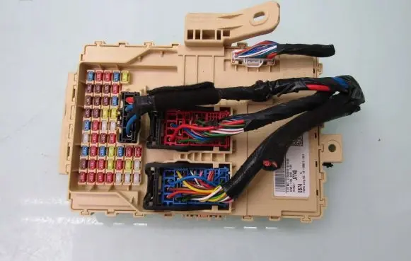 KIA Xceed Fuse box set 91953J7740